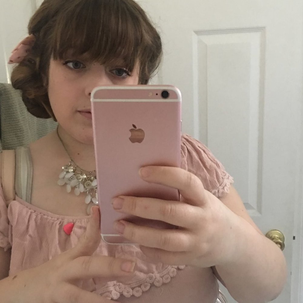 Meet your Posher, Casey